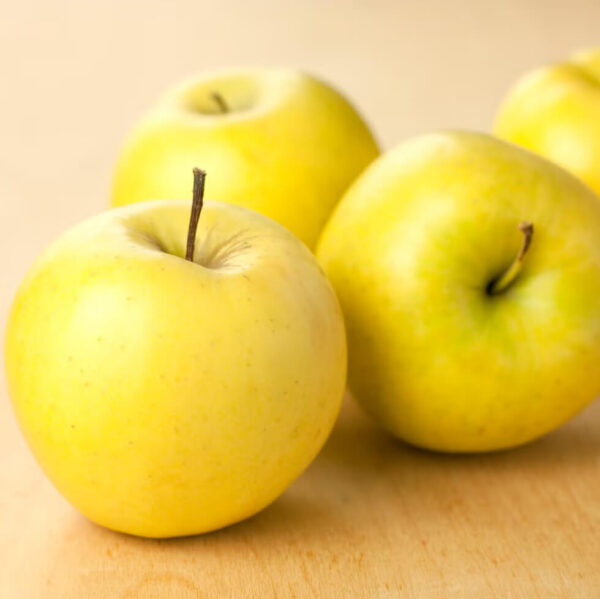 Golden Delicious Green Apple - Image 4